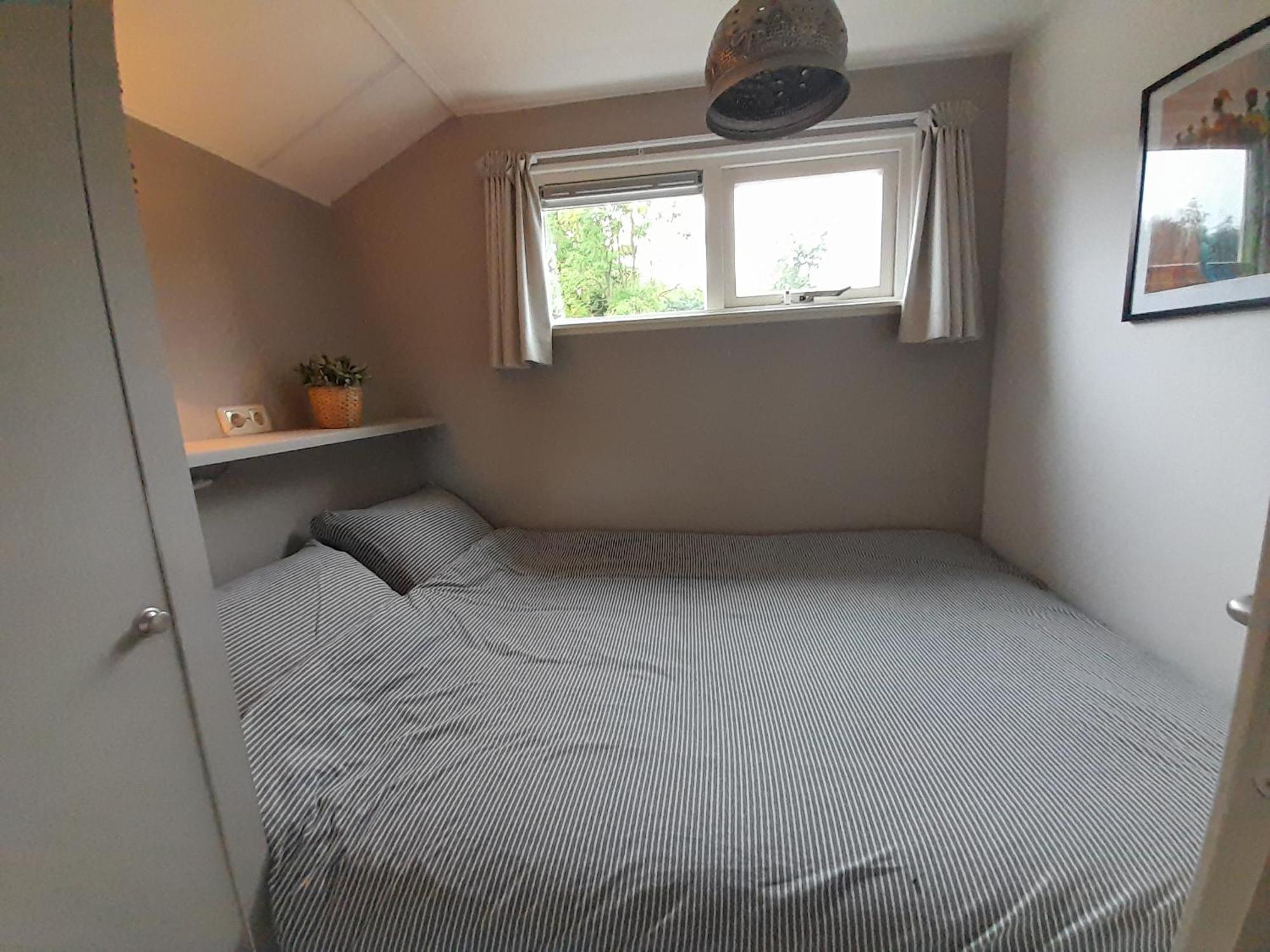 Tzummarum Beautiful 6-Person Chalet With Finnish Wood-Fired Sauna מראה חיצוני תמונה
